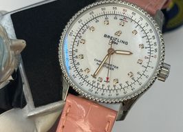 Breitling Navitimer A17395211A1P3 (2024) - Parelmoer wijzerplaat 35mm Staal