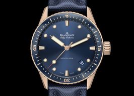 Blancpain Fifty Fathoms Bathyscaphe 5000-36S40-O52A (2022) - Blue dial 43 mm Red Gold case