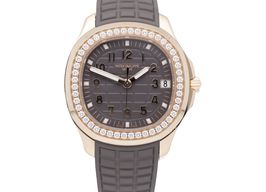 Patek Philippe Aquanaut 5268/200R-010 (2024) - Grey dial 39 mm Rose Gold case