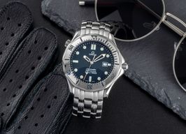Omega Seamaster Diver 300 M 2542.80.00 (1998) - Blue dial 39 mm Steel case