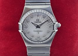 Omega Constellation Quartz 111.15.26.60.55.001 (2009) - Parelmoer wijzerplaat 26mm Staal