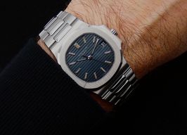 Patek Philippe Nautilus 3800 (1980) - Blue dial 37 mm Steel case