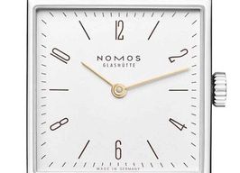 NOMOS Tetra 27 405 -