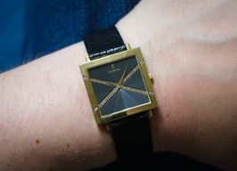Corum Vintage 64.321.65 -