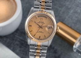 Tudor Prince Date 76213 (Unknown (random serial)) - Champagne dial 36 mm Gold/Steel case
