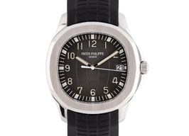 Patek Philippe Aquanaut 5167A-001 (Unknown (random serial)) - Black dial 40 mm Steel case