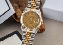 Rolex Datejust 36 16233 (1991) - Champagne dial 36 mm Gold/Steel case