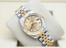 Rolex Lady-Datejust 179173 (2011) - Champagne wijzerplaat 26mm Goud/Staal