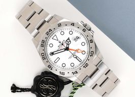 Rolex Explorer II 226570 (2023) - White dial 42 mm Steel case