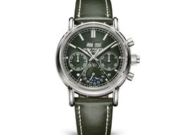 Patek Philippe Perpetual Calendar 5204G-001 (2025) - Green dial 40 mm White Gold case