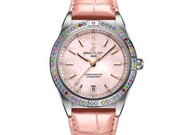 Breitling Chronomat 36 G10380BB1K1P1 (2025) - Parelmoer wijzerplaat 36mm Staal