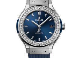 Hublot Classic Fusion Blue 565.NX.7170.RX.1204 (2025) - Blue dial 38 mm Titanium case