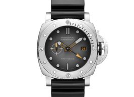 Panerai Luminor Submersible PAM01323 -