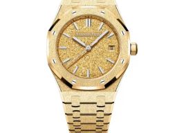 Audemars Piguet Royal Oak Selfwinding 77450BA.GG.1361BA.01 (2025) - Champagne dial 34 mm Yellow Gold case