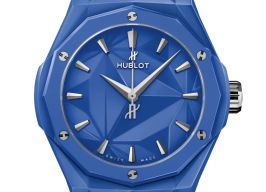 Hublot Classic Fusion Blue 550.ES.5100.RX.ORL21 (2024) - Blauw wijzerplaat 40mm Keramiek