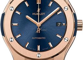 Hublot Classic Fusion 568.OX.7180.OX (2022) - Blue dial 38 mm Rose Gold case