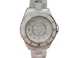 Chanel J12 H5703 (2026) - White dial 33 mm Ceramic case