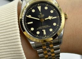 Tudor Unknown 79643 -