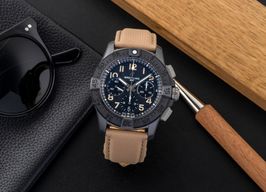 Breitling Avenger SB0146101B1X1 (2026) - Zwart wijzerplaat 42mm Keramiek