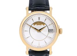 Patek Philippe Calatrava 5153J-001 -