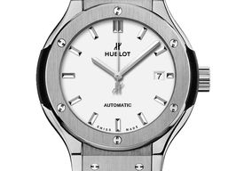 Hublot Classic Fusion 45, 42, 38, 33 mm 582.NX.2610.RX (2022) - Zilver wijzerplaat 33mm Titanium