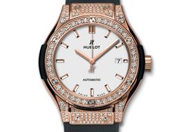 Hublot Classic Fusion 45, 42, 38, 33 mm 582.OX.2610.RX (2022) - Silver dial 33 mm Rose Gold case