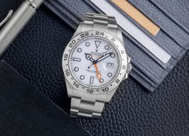 Rolex Explorer II 226570 (Unknown (random serial)) - 42 mm Steel case