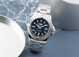 Breitling Avenger A17318101B1A1 (2023) - Black dial 43 mm Steel case