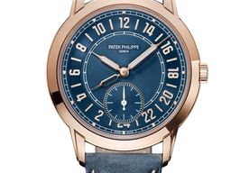 Patek Philippe Calatrava 5224R-001 (2024) - Blue dial 42 mm Rose Gold case