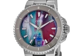 Oris Aquis Date 01 733 7792 4150-07 8 19 05P (2024) - Multi-colour dial 37 mm Steel case