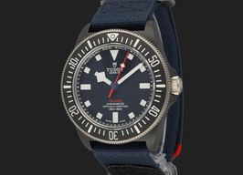 Tudor Pelagos 25707KN (2023) - Blauw wijzerplaat 42mm Carbon