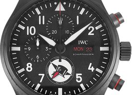 IWC Pilot Chronograph IW389108 (2022) - Zwart wijzerplaat 45mm Keramiek