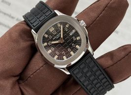 Patek Philippe Aquanaut 4960 -