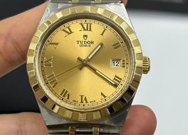 Tudor Royal 28503 (2026) - Champagne dial 38 mm Gold/Steel case