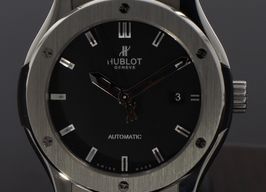 Hublot Classic Fusion 542.NX.1170.NX (2016) - Black dial 42 mm Titanium case