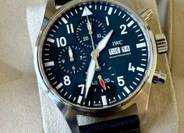 IWC Pilot Chronograph IW378001 (2024) - Zwart wijzerplaat 43mm Staal