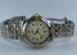 Breitling Wings Lady B67050 (Onbekend (willekeurig serienummer)) - 31mm Goud/Staal