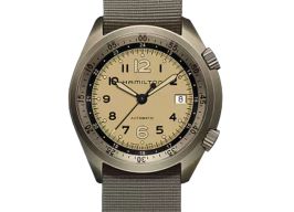 Hamilton Khaki Pilot H80435895 (2025) - Beige wijzerplaat 41mm Aluminium