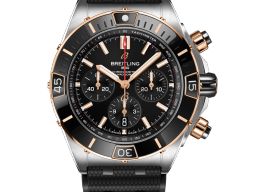 Breitling Chronomat UB0136 -