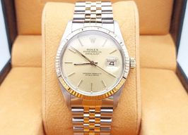 Rolex Datejust 36 16013 (1988) - Champagne dial 36 mm Gold/Steel case