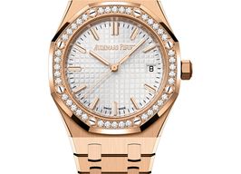 Audemars Piguet Royal Oak Selfwinding 77451OR.ZZ.1361OR.01 (2025) - Zilver wijzerplaat 34mm Roségoud