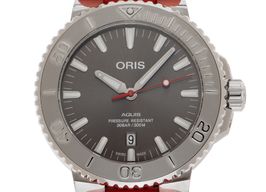 Oris Aquis Date 01 733 7730 4153-07 4 24 63EB -