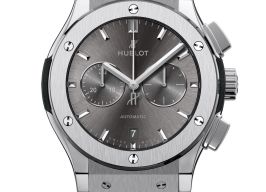 Hublot Classic Fusion Chronograph 541.NX.7070.LR (2024) - Grijs wijzerplaat 42mm Titanium