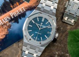 Audemars Piguet Royal Oak Selfwinding 15450ST (2020) - Blue dial 37 mm Steel case