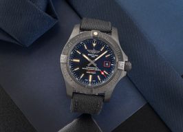 Breitling Avenger Blackbird 44 V17311 -