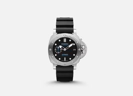 Panerai Luminor Submersible PAM02973 (2024) - Zwart wijzerplaat 42mm Staal