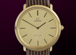 Omega De Ville 111.0107 (1975) - Gold dial 33 mm Gold/Steel case