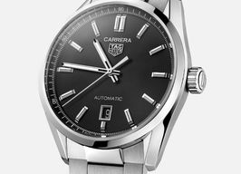 TAG Heuer Carrera Calibre 5 WBN2110.BA0639 (2024) - Zwart wijzerplaat 39mm Staal