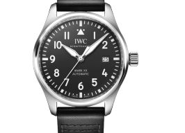 IWC Pilot Mark IW328201 (2025) - Zwart wijzerplaat 40mm Staal