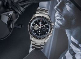 Omega Speedmaster Professional Moonwatch 311.30.42.30.01.002 (Unknown (random serial)) - Black dial 42 mm Steel case